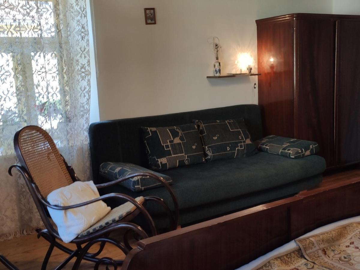 Terez Haza Hotel Pazmand Bagian luar foto