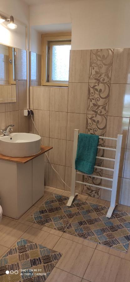 Terez Haza Hotel Pazmand Bagian luar foto