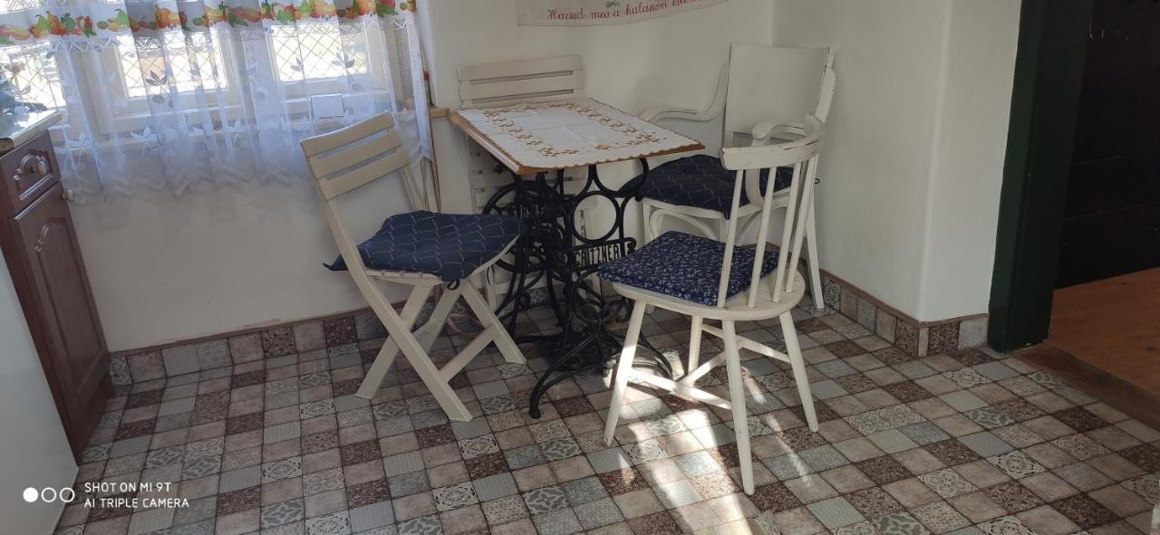 Terez Haza Hotel Pazmand Bagian luar foto